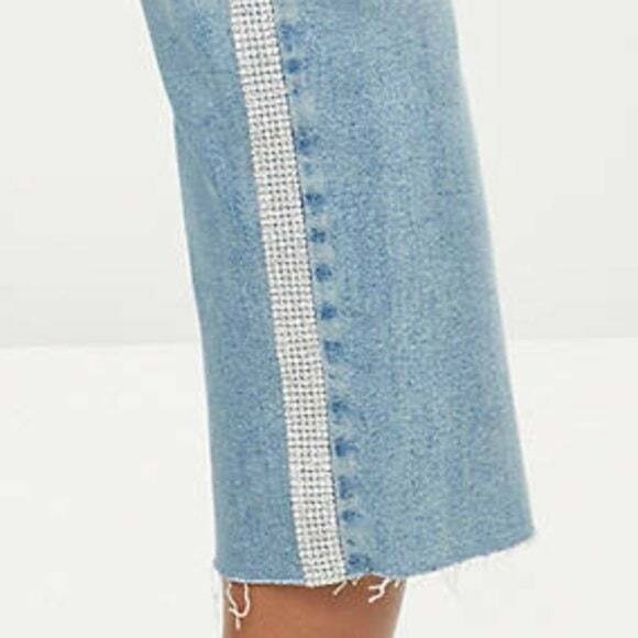 NWT Lane Bryant Womens Rhinestone Bedazzled Cropped Straight Flex Magic Jeans 26 - Picture 2 of 9